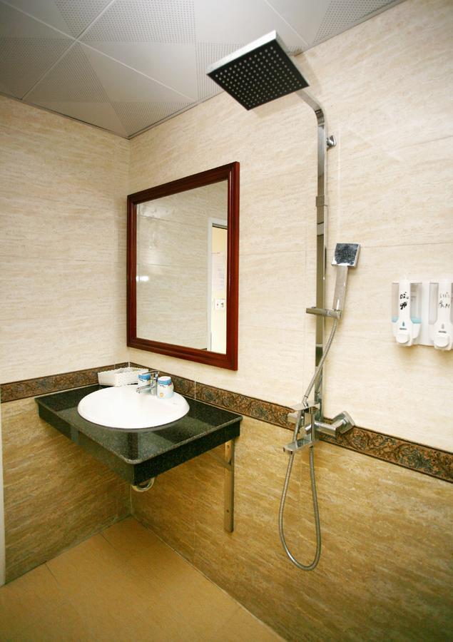 Bao An Hotel Дьенбьенфу Экстерьер фото